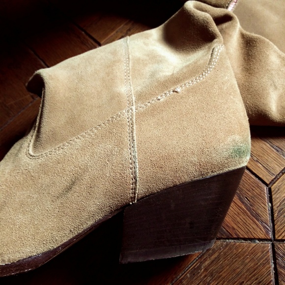 ❌❌Sold❌❌ {Michael Kors} Avery Suede Slouchy Boots - Picture 8 of 8